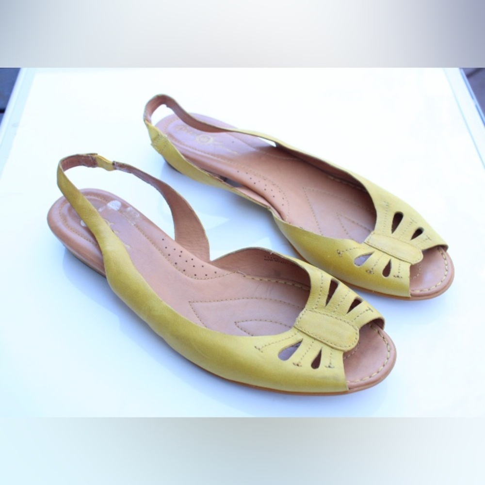 Born sling back sandals